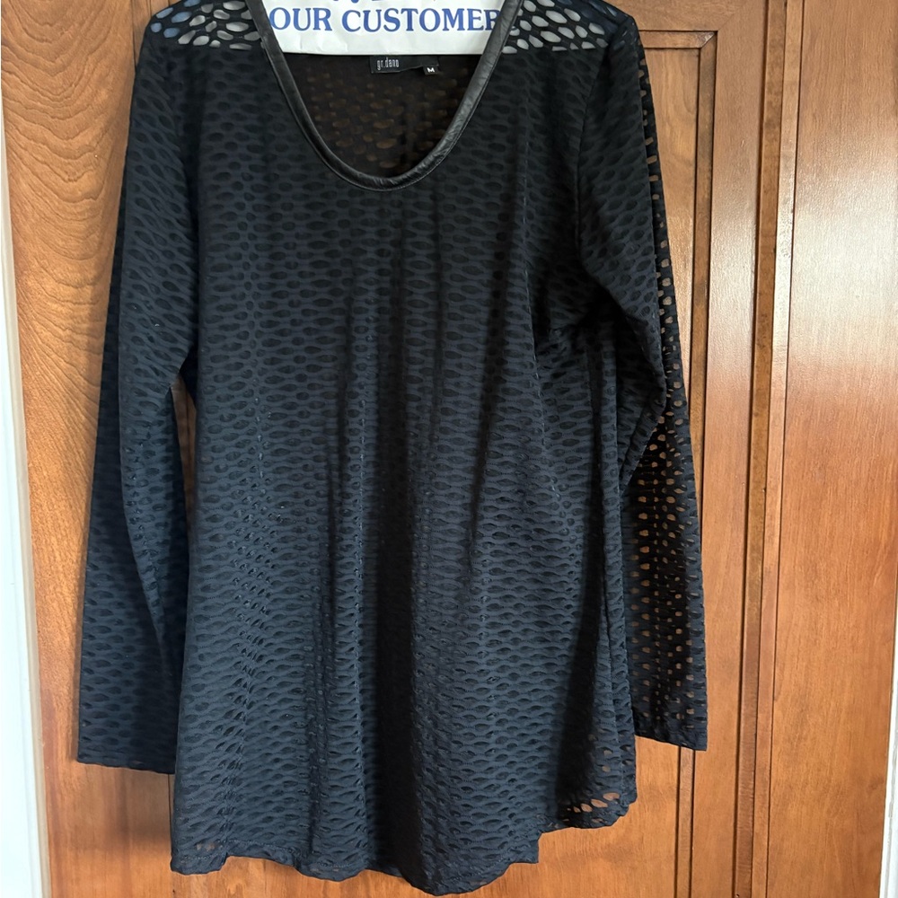 Black Mesh Long-Sleeve Women's Top - Lightweight Layering Tee